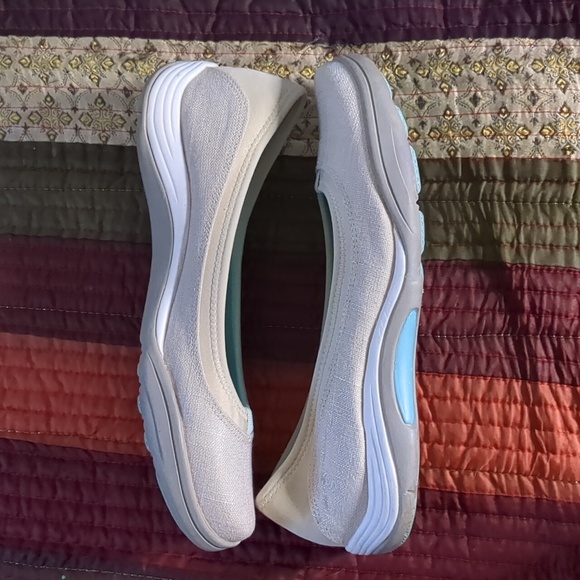 GRASSHOPPERS* linen look mushroom Reveal skimmer flat sneaker shoe sz 8.5 - Picture 5 of 16